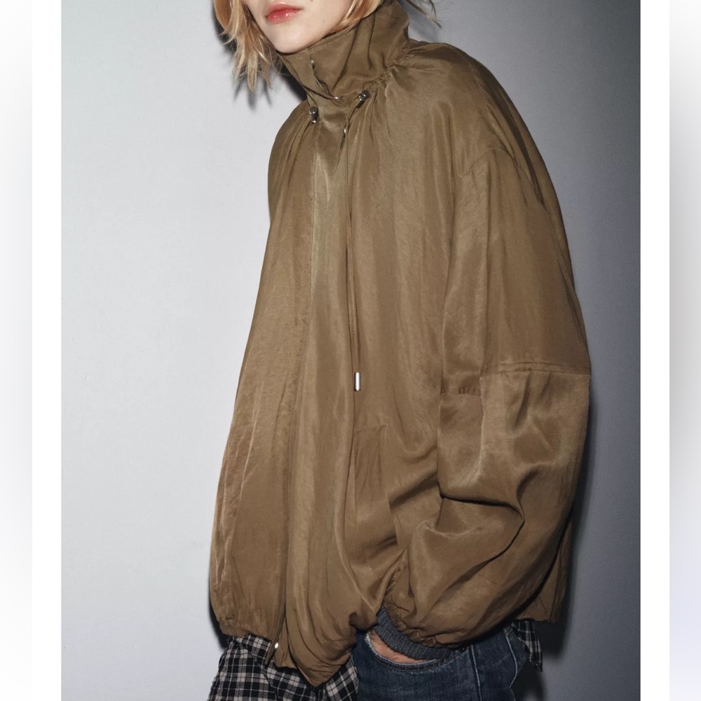 NWT ZARA ZW Collection Fluid Bomber Jacket size S - Picture 3 of 6